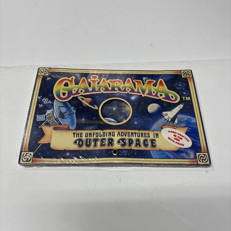 NIB SEALED Vtg Gaiarama The Unfolding Adventures in Outer Space Diorama 1995