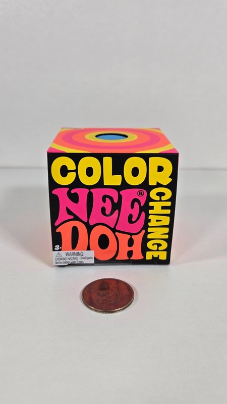 Schylling Needoh Glow in the Dark Green & Needoh Color Change Blue Squishy gallery