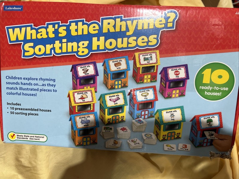 Lakeshore Learning What’s The Rhyme? Sorting Houses Ages 3+ Complete