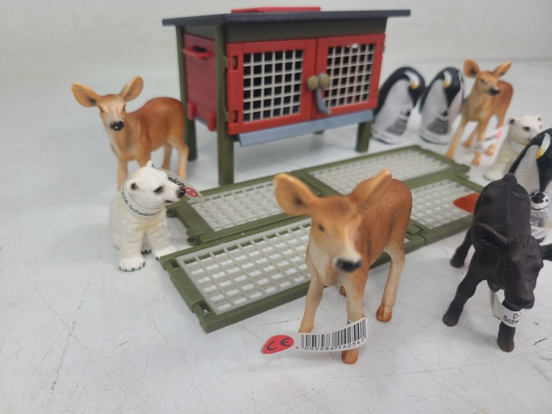 Schleich Animals 2000's Mixed Lot Of Figures gallery