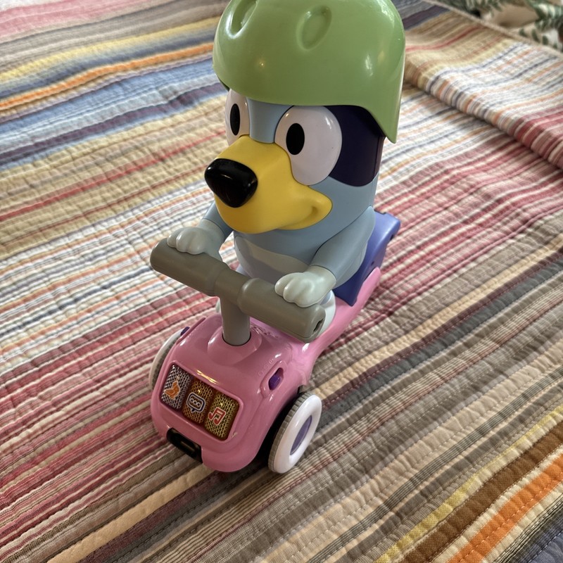 VTech Bluey Scooter Time Interactive Toy Lights Sounds Works Great