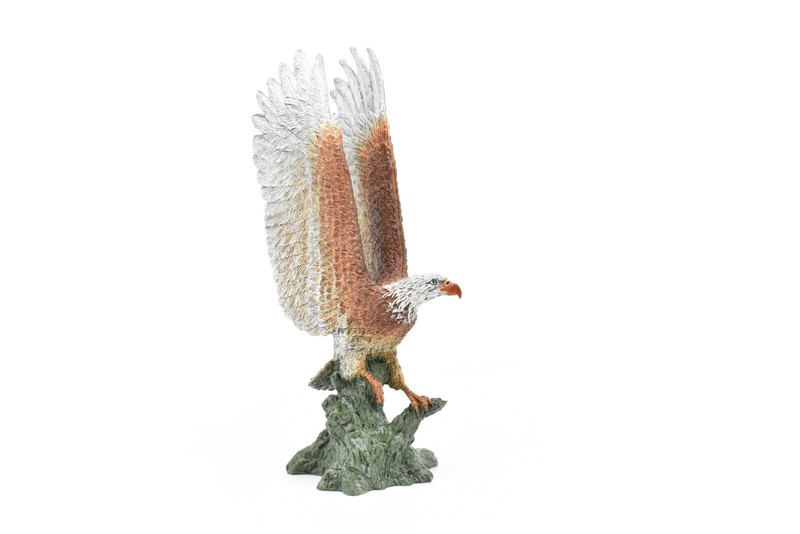 Bald Eagle, High Quality Realistic Toy Plastic Statue Hand Painted 7 1/2″