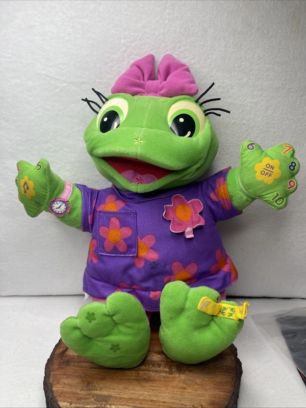 2000 Leap Frog Loveable Lily Musical Talking & Singing Plush Doll Tested Working