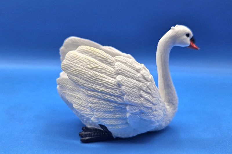 White Figure of Swans Toy Child Gift Plastic Figura Cisne Blanco Juguete Niño gallery