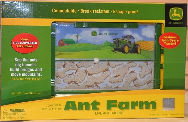 Uncle Milton Special Edition John Deere Ant Farm Habitat NIB NEW 13250