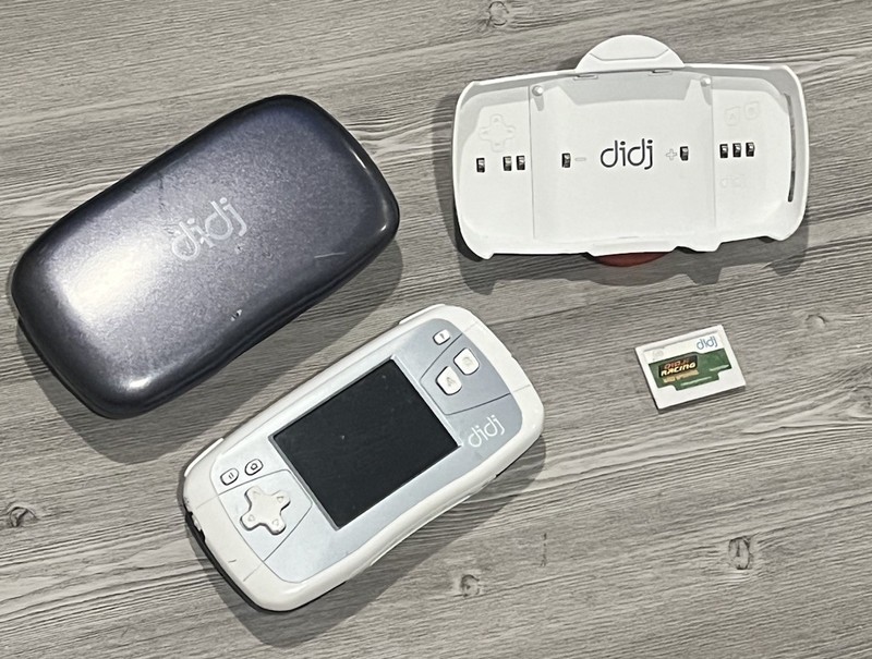 LeapFrog Didj Handheld Gaming System Console Educational Learning White Bundle