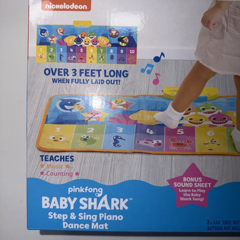 New Nickelodeon Pinkfong Baby Shark Step & Sing Piano Dance Mat. Over 3 feet. gallery