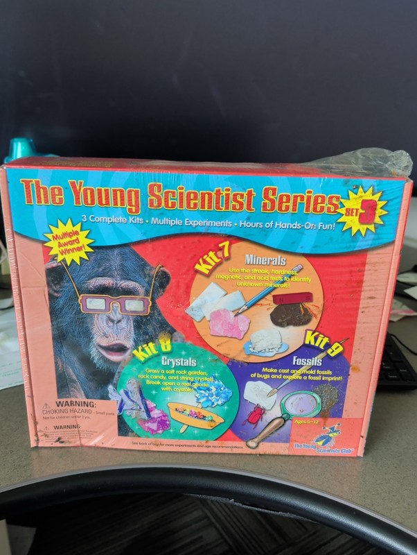 The Young Scientist Series Set 3 MINERALS, CRYSTALS, FOSSILS