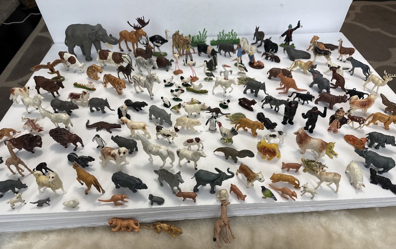Large Vintage Plastic Animal Lot Larami Corp Britians Ltd Zoo plus