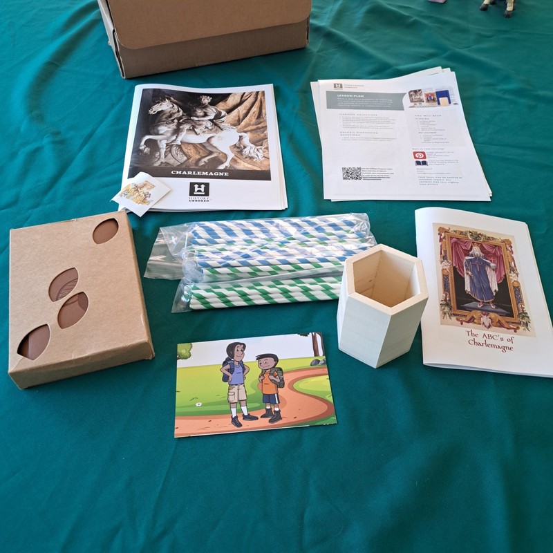 History Unboxed NIB Kida Educational Charlemagne Interactive Crafts Homeschool