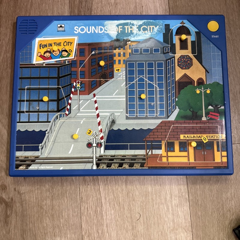GOLDEN SIGHT ‘N SOUND 1990 TALKING TOY SOUNDS OF THE CITY HTF WORKS