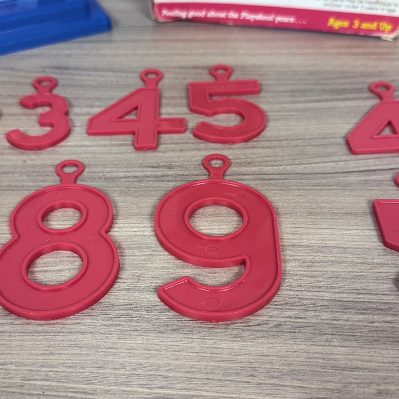 VTG 1987 Playskool Counting Scale Adding & Subtracting Box & 13 Numbers VIDEO! gallery
