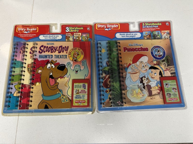 PI Kids Story Reader Scooby-Doo Haunted Theater & Pinocchio Storybook Library