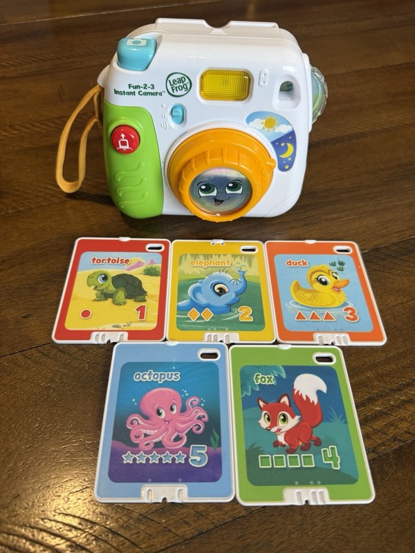 LeapFrog Fun 2-3 Instant Camera Lights & Sounds