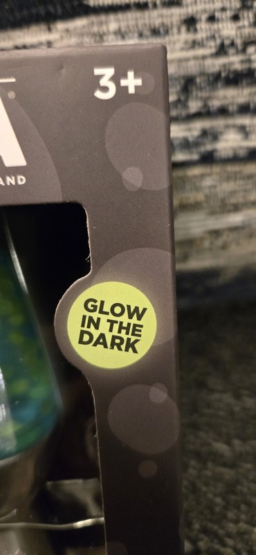 LAVA Squish N' Flow Squeeze Toy Glow In The Dark Green/Blue gallery