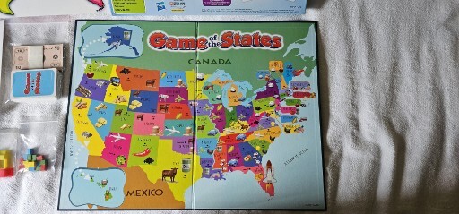 Game of the States Sell the Most from Coast to Coast 2-4 players 8+ Educational gallery