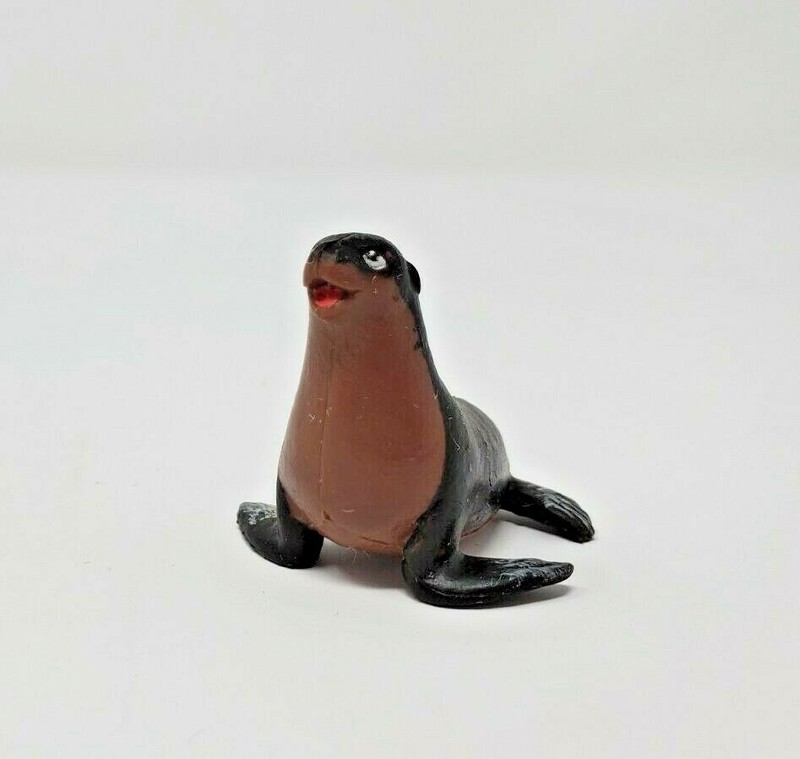 Seal Miniature Toy Figure 1.25″ Plastic PVC Topps Play Display Diorama