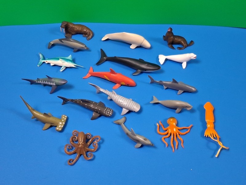 Miniature Sharks & Whales Ocean Lot of 18 PVC Figures 3” To 4” Long