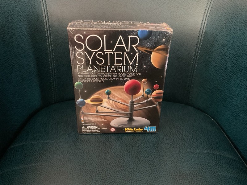 Solar System Planetarium Model Kit Kidz Labs 4M Factory Sealed STEM Learning
