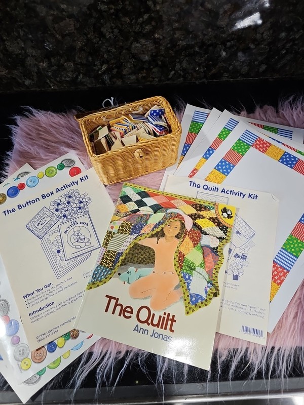 Vintage Lakeshore Learning Quilt Activity Kit And Book Patterning Sorting +Extra