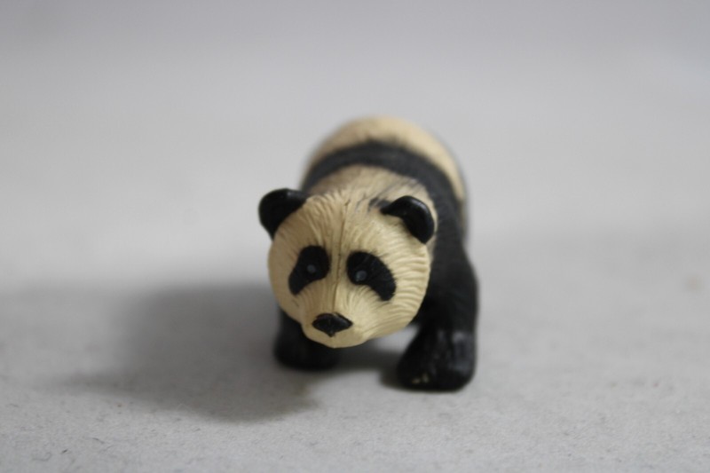 ANIMAL FIGURE K&M GIANT PANDA BEAR MINI 2" LONG FOREST ZOO WILDLIFE DIORAMA TOY gallery