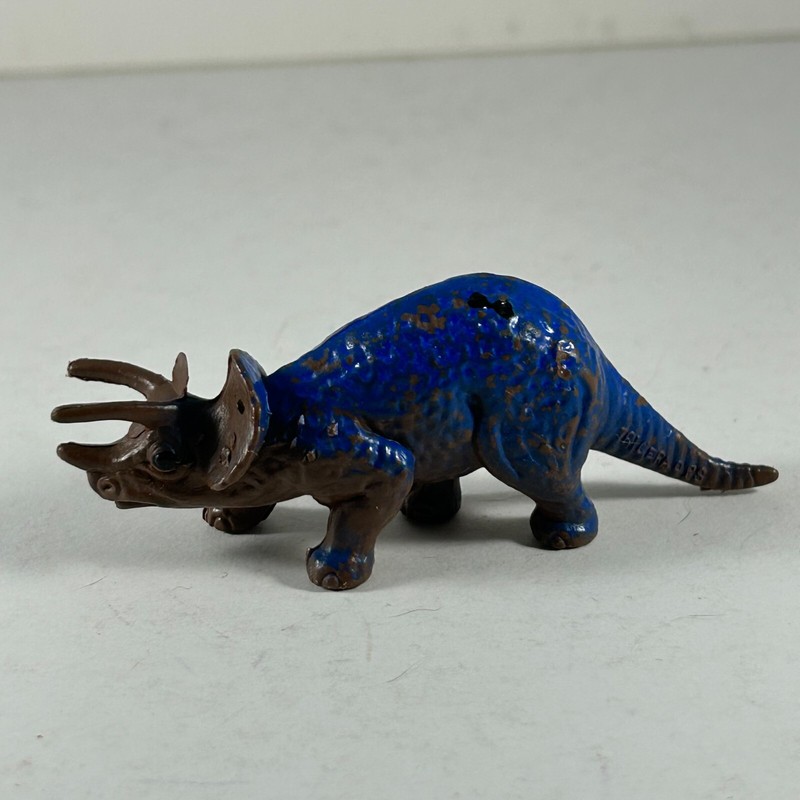 Triceratops 3″ Figure Plastic Brown Blue Ceratopsian Dinosaur Cretaceous