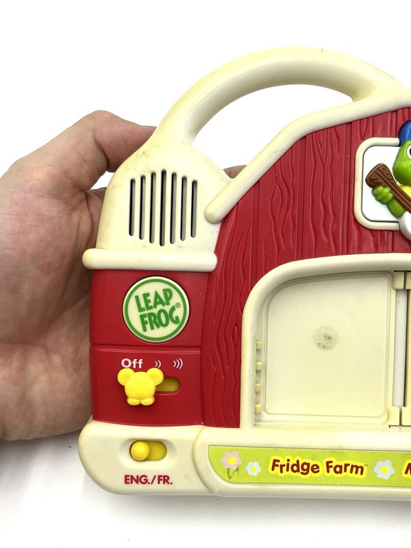 Vintage LeapFrog Fridge Farm Magnetic Animals Barn Toy Complete Set - Working gallery