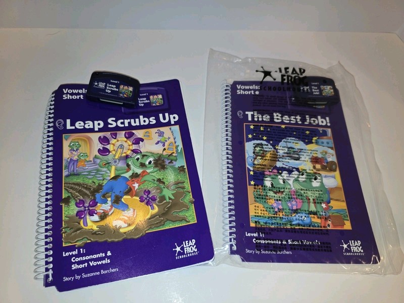 Lot Of 2- LeapFrog Schoolhouse Books w/ Cartridges – Level 1 Scrubs Up Best Job