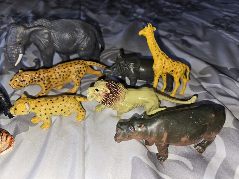 Safari Animal Toys - Zoo Toys - Vintage - 1988 gallery