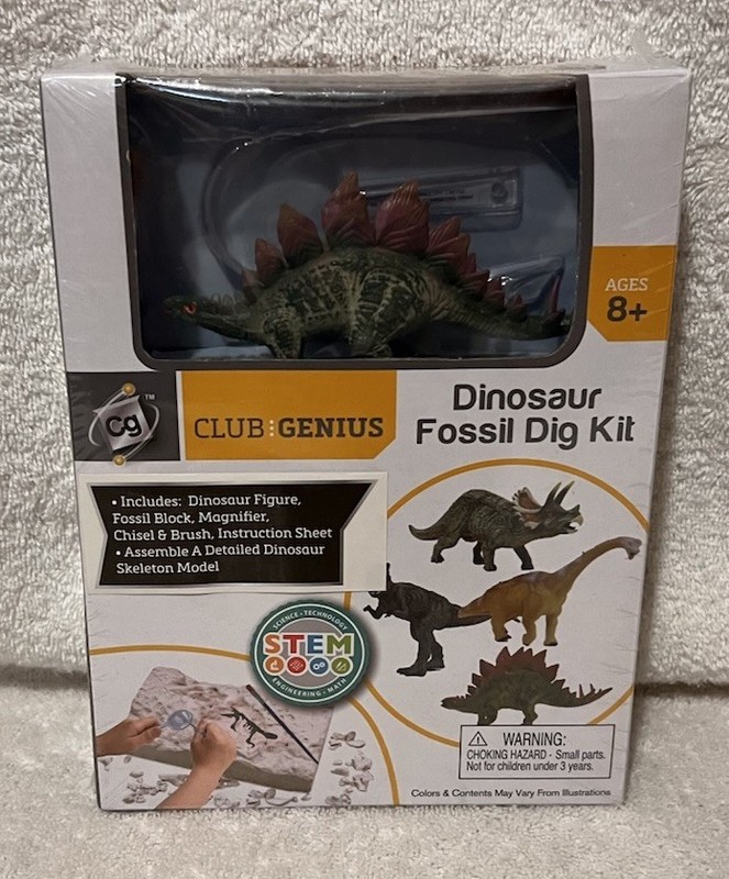 Giant Concept Club Genius Dinosaur Fossil Dig Kit hammer+fossil block triceratop