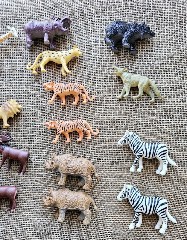 New Lot Of 21 Toy Wildlife Animals 2.5" To 4" gallery
