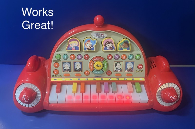 VTech Little Einsteins Rocket Musical Piano Works Great**Missing Battery Cover**