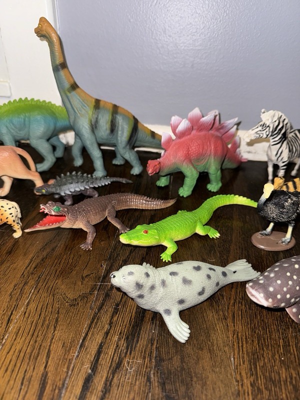 17 Mostly Terra By Battat Wild Animal Figures - Safari Dinosaurs Hippo Lion Dino gallery