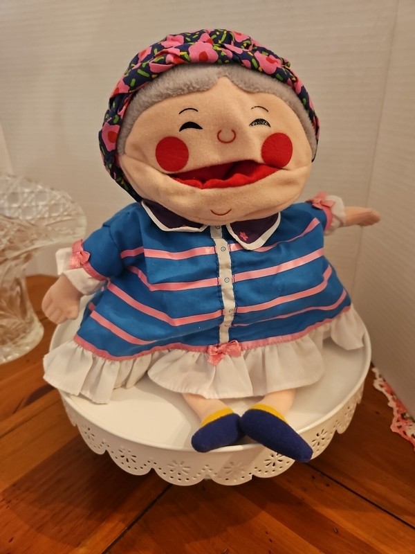 Childs Play DOLL There Was An Old Lady Who Swallowed the Sea Plush NO BOOK gallery