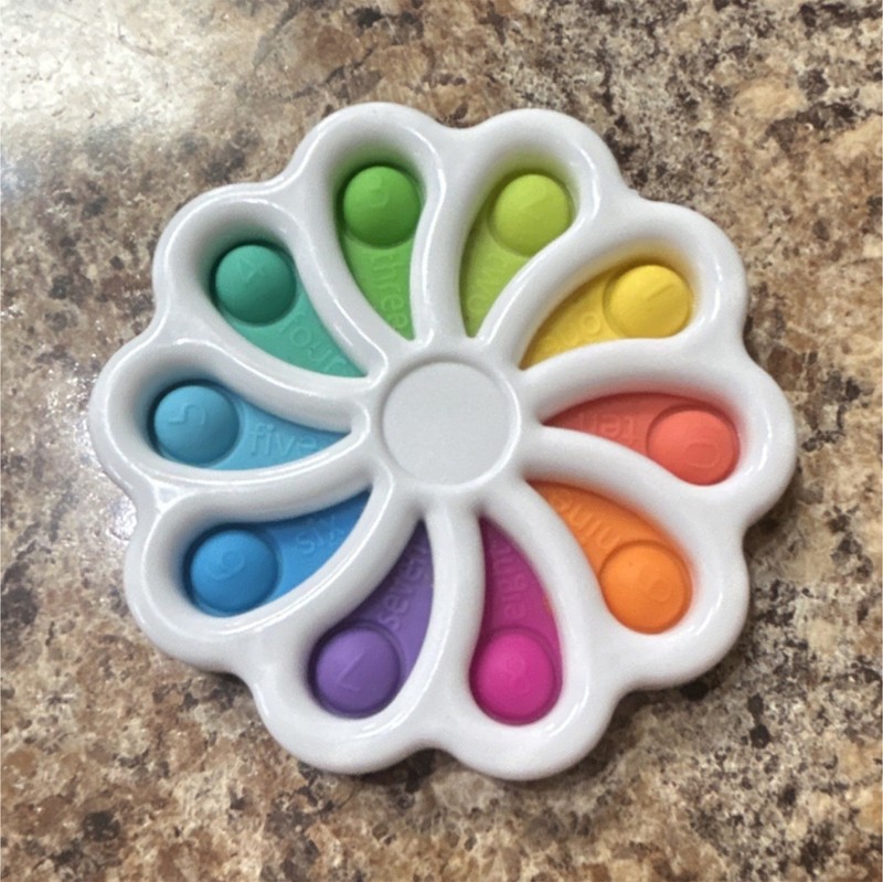 Flower Shape Rainbow Pop It Tactile Sensory Toy for Ages 3-4, 4-7, 8-11 Years