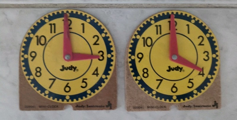 Lot Of 4 Original Vintage "Judy Clock" Judy/instructo Teaching Clock J209041 gallery