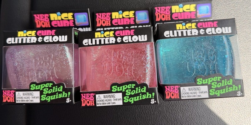 Needoh Nice Cube Glitter And Glow *FAST SHIPPING*