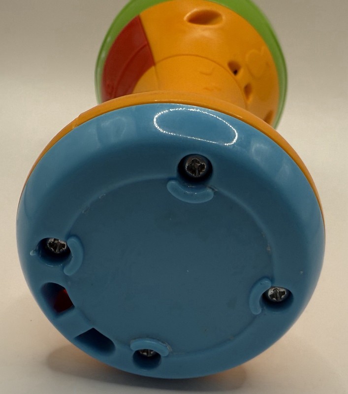 LeapFrog Learn & Groove Shakin Colors Maracas gallery