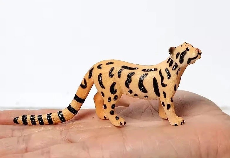 Clouded Leopard Animal Figure Toy PVC Doll Small Figurine Birthday Gift