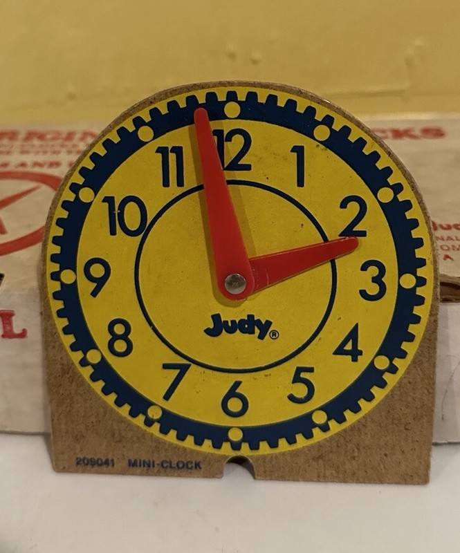 Lot of 10 Vintage Judy Educational Original Wood Mini Clocks w/ Box #209041