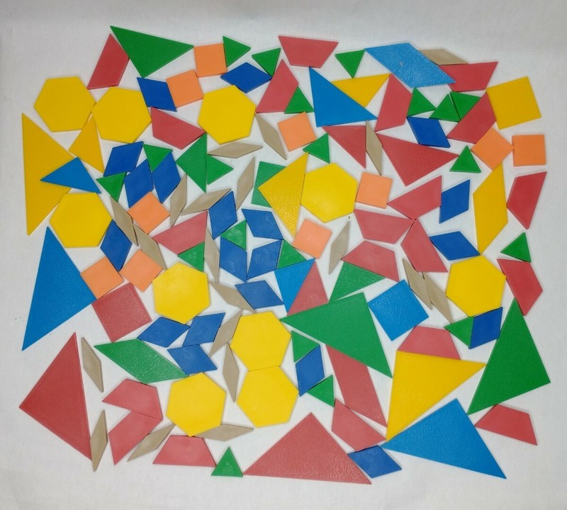 130 Piece Lot Geometric Shapes Plastic Multicolor