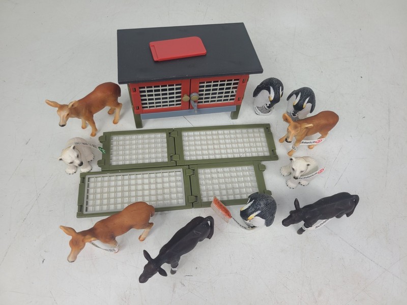Schleich Animals 2000's Mixed Lot Of Figures gallery