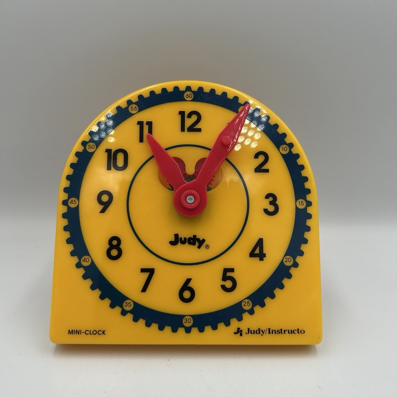 Vtg Judy Instructo Mini Clock Yellow Plastic 5″ time Teaching Homeschooling