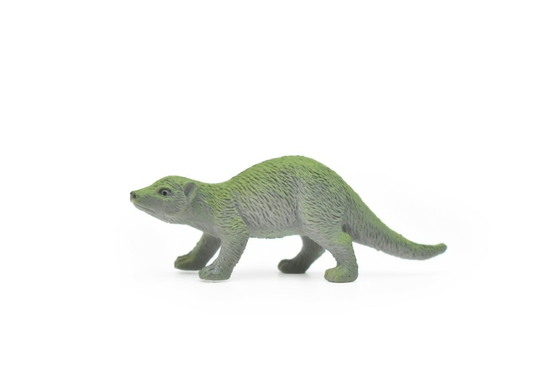 Weasel Toy, Very Nice Plastic Animal, 2 1/2 ” CWG123 B238