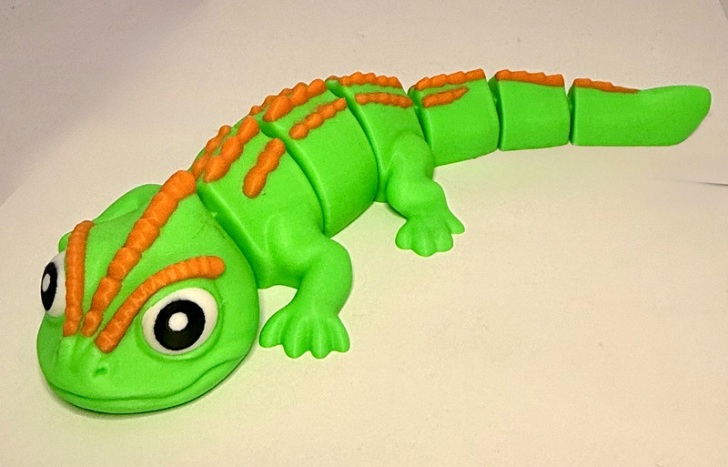 Large 3D Printed Articulated Lizard – Flexible Toy Figurine - 12 Inches gallery