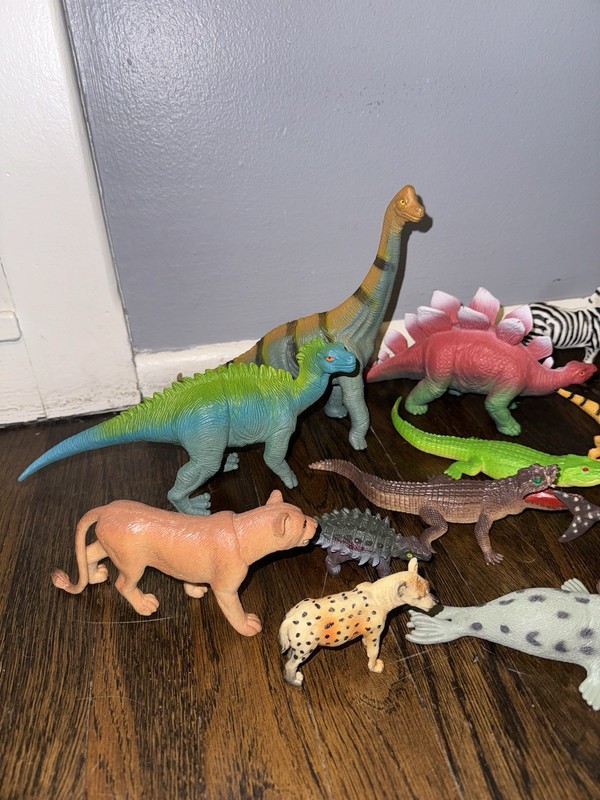 17 Mostly Terra By Battat Wild Animal Figures - Safari Dinosaurs Hippo Lion Dino gallery
