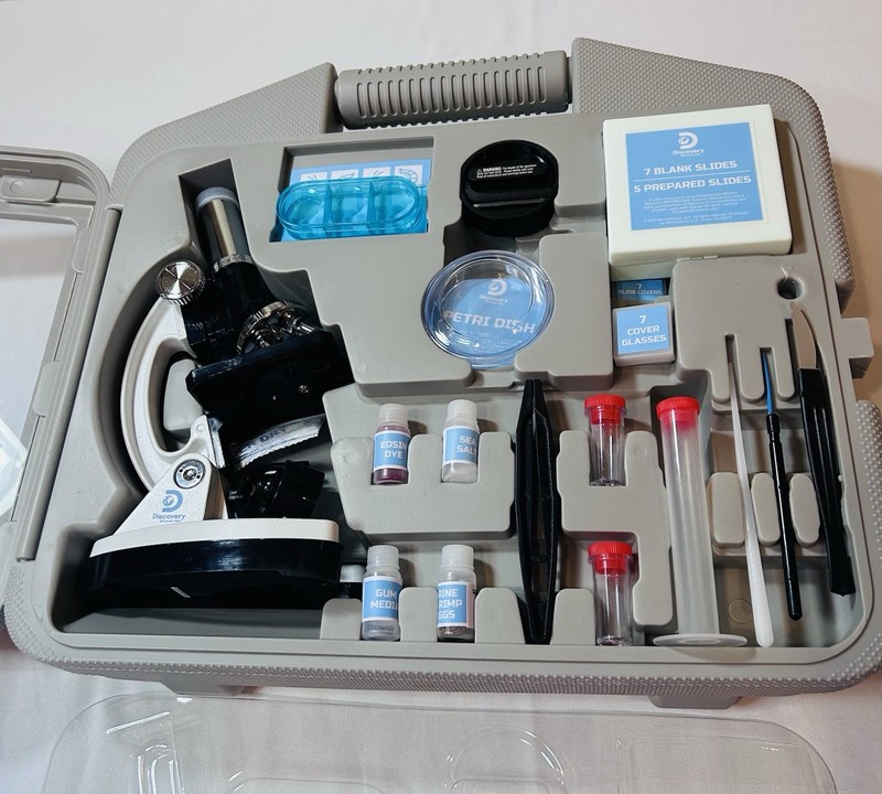 Discovery #Mindblown Microscope Set 48-Piece with Durable Metal Framework Case gallery