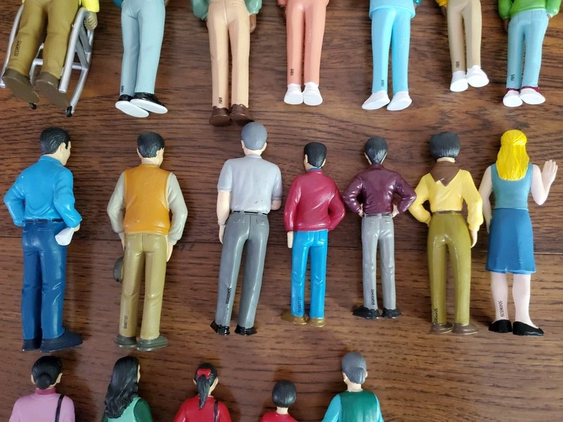 19 Lakeshore Learning PVC Toy Figures African American & Caucasian Families Lot gallery