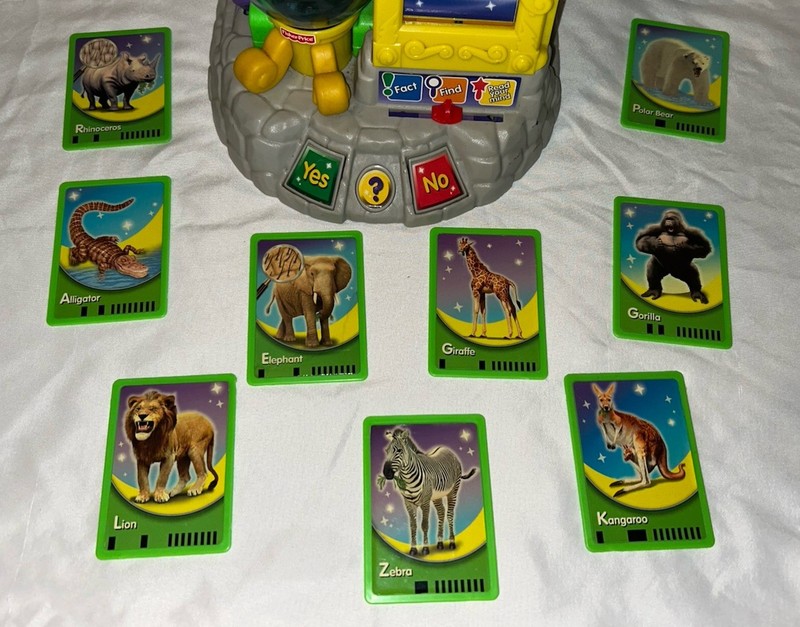 Quizard, The Learning Wizard Fisher-Price Includes 9 Cards Lights Sounds - WORKS gallery