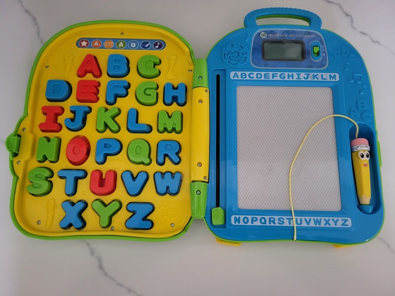 Leap Frog Go With Me ABC Backpack Tested Works Takes 2 AA Batteries